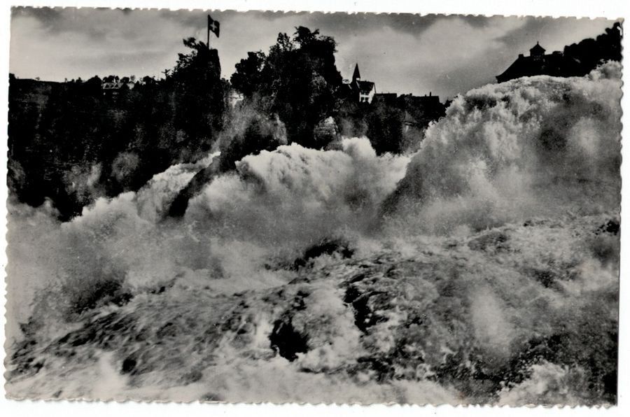 Cartoline postali: Rheinfall aus der Nähe – Usato da Frauenfeld venduto da POML