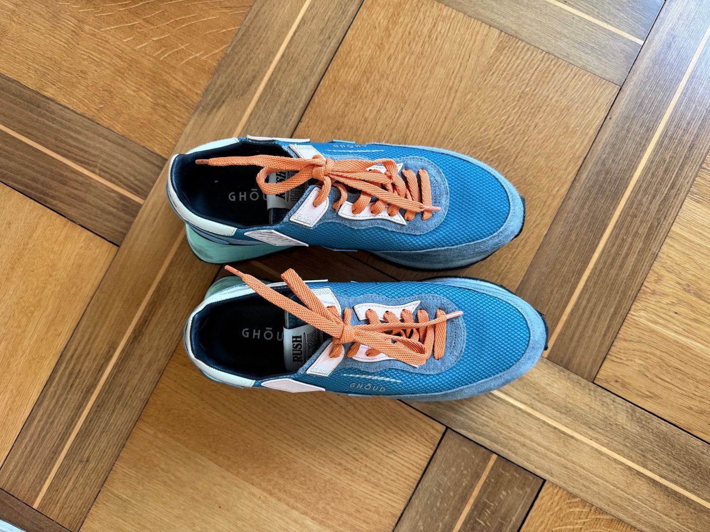 Chaussures femmes: Sneaker GHOUD – D'occasion à Luzern par 127064