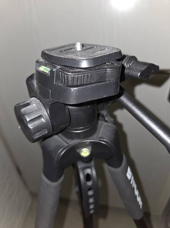 Stative & Köpfe: Kamera Stativ – Gebraucht aus Hittnau von col_2fnj