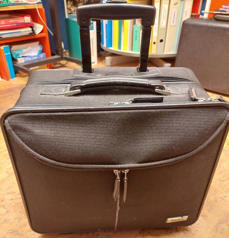 Koffer & Taschen: Koffer für Laptop – Gebraucht aus Melchnau von Fredy027 1