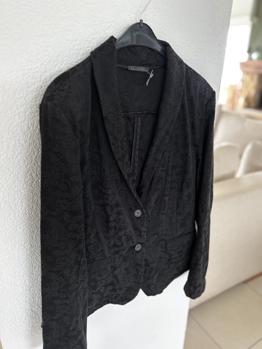 Nile Jacken: Nile Elegant Black embroidered Blazer, Size L – Neu (gemäss Beschreibung) aus Marin-Epagnier von Kty_1907 5