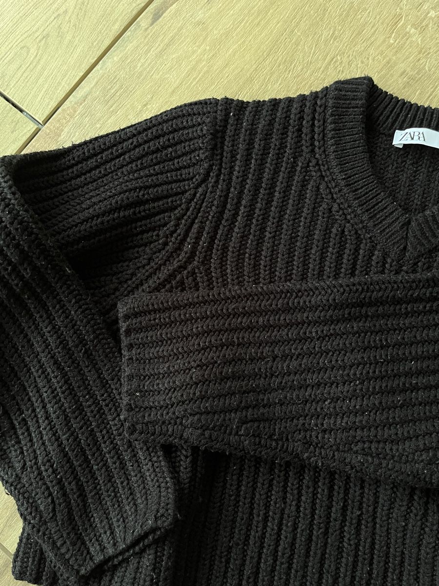 Zara Pulls & Sweat-shirts: Zara Strickpullover schwarz – D'occasion à Zuzwil SG par dieschnellemichelle 2
