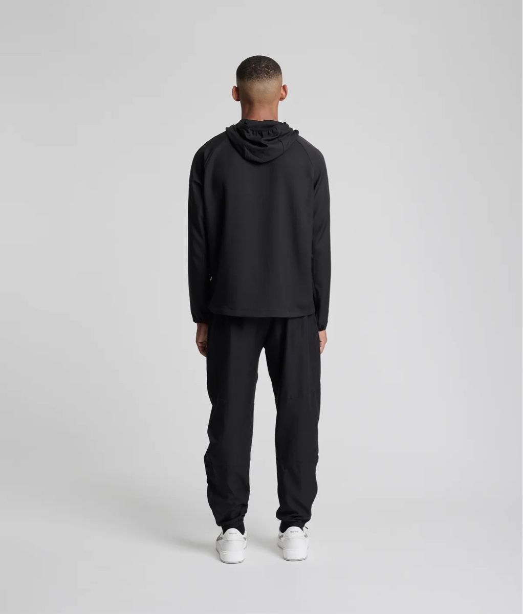 Completi, tute sportive e funzionali: Day one Performance Tracksuit L  – Nuovo (secondo la descrizione) da Rümlang venduto da svent 2