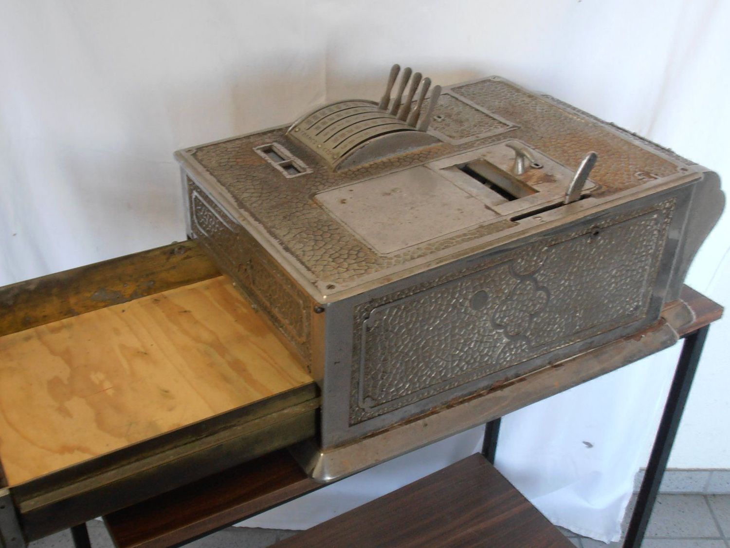 Registratore di cassa: Kassa Soletta ANTIK sehr schwer – Usato da Bischofszell venduto da Museumscafe 3