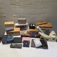 Sammlung Schmuckschachteln diverser Marken..