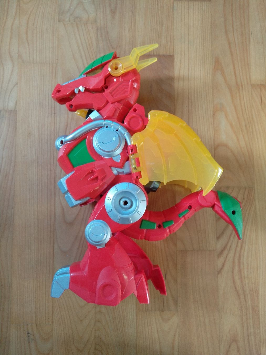 Giocattoli: Red Dragon Toy Figure Great Condition 40 cm – Usato da Dierikon venduto da tasticfantastic 1