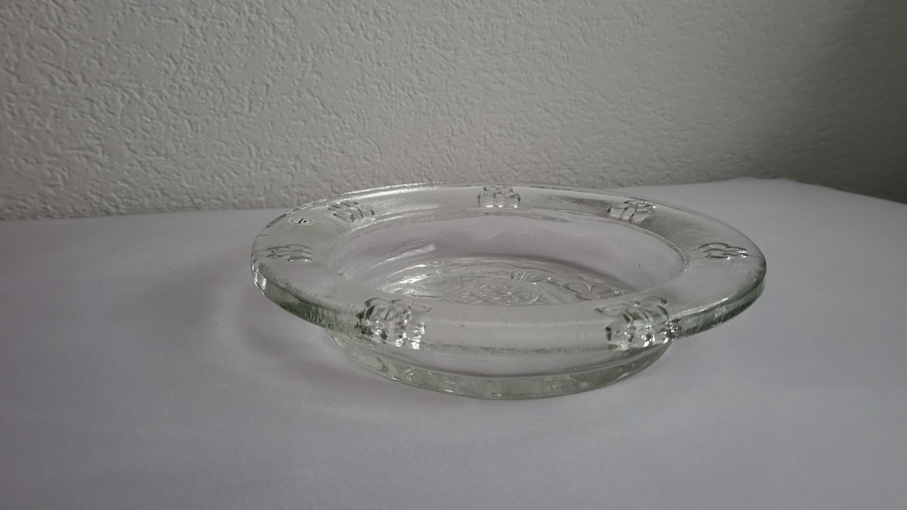 Glasi Hergiswil Ciotole: Schale Glasi Hergiswil "Eule & Blumen"  25,5 cm Durchm. – Usato da Turgi venduto da rut_p556 2