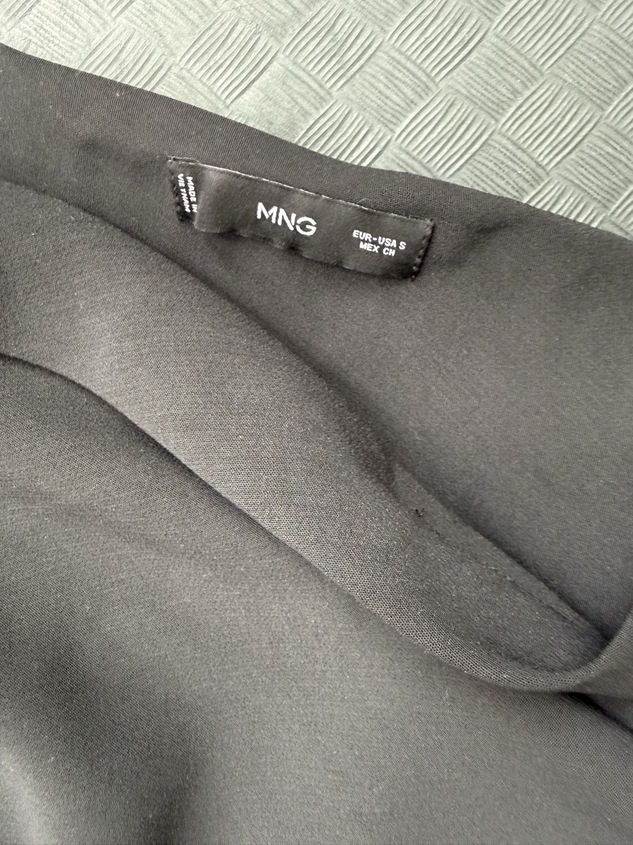 Mango Tute: MANGO Jumpsuit mit Drapierung S neu NP 90.- – Nuovo (secondo la descrizione) da Zürich venduto da Nellyville73 3