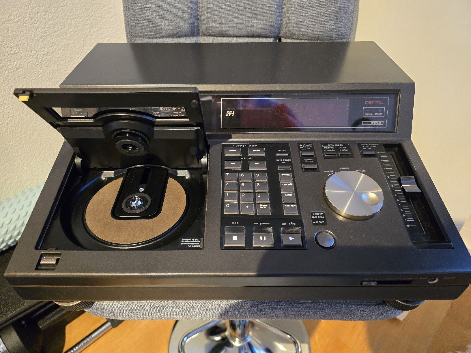 Technics Systèmes audio & multimédias: Technics SL P1200 – D'occasion à Bern par Savoy-audio 1