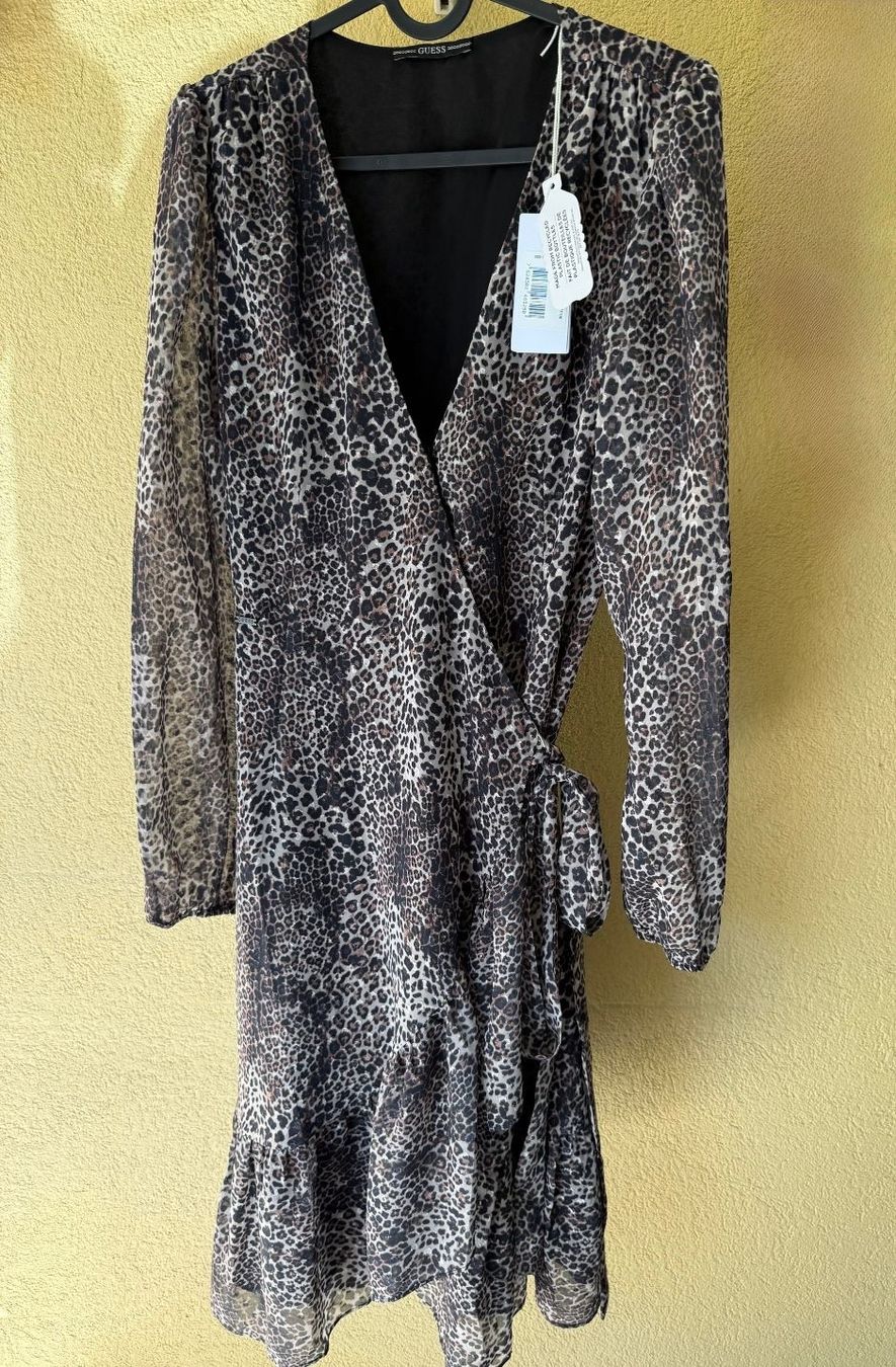 Guess Vestiti: GUESS robe portefeuille taille S – Nuovo (secondo la descrizione) da Confignon venduto da Janka12 1