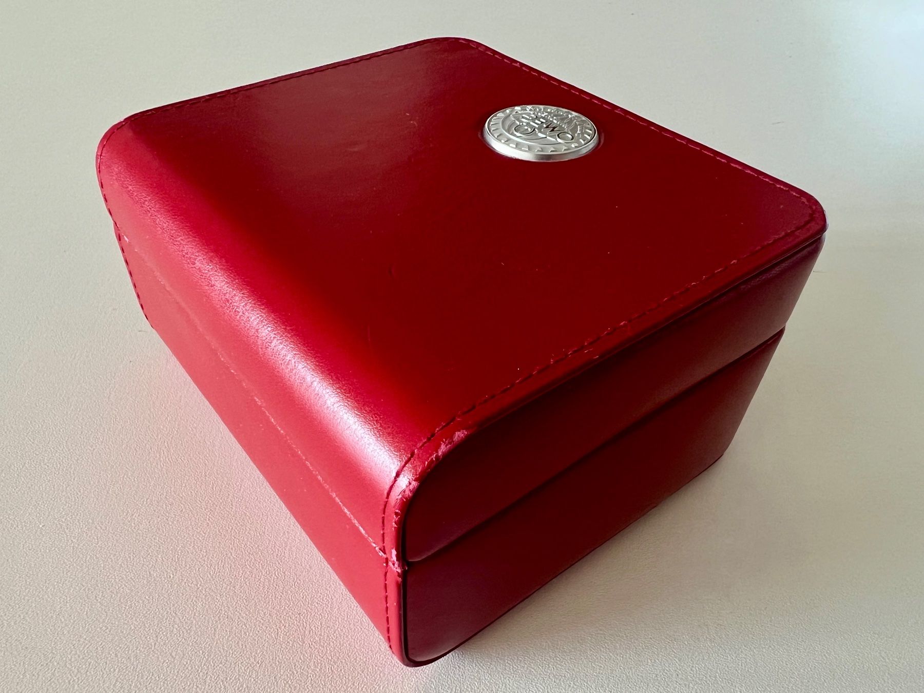 Omega Orologi: OMEGA red watchbox with outerbox and soft microfiber, 2000’s – Usato da Mont-sur-Lausanne venduto da vmi_ym5l 5