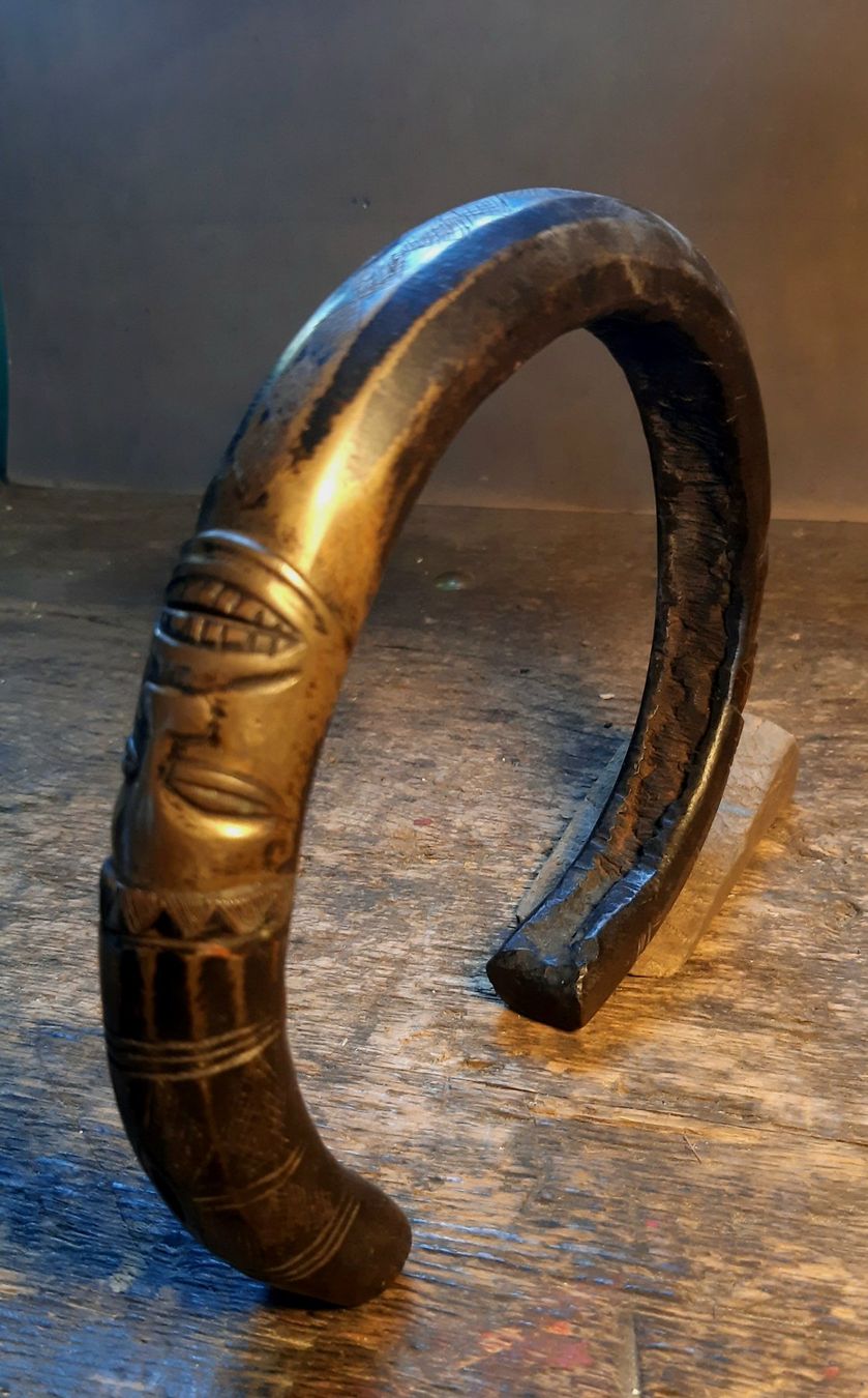 Skulpturen & Statuen: Impressive Bronze Torque vermutl. Congo 19/20th – Gebraucht aus Arbon von torso444