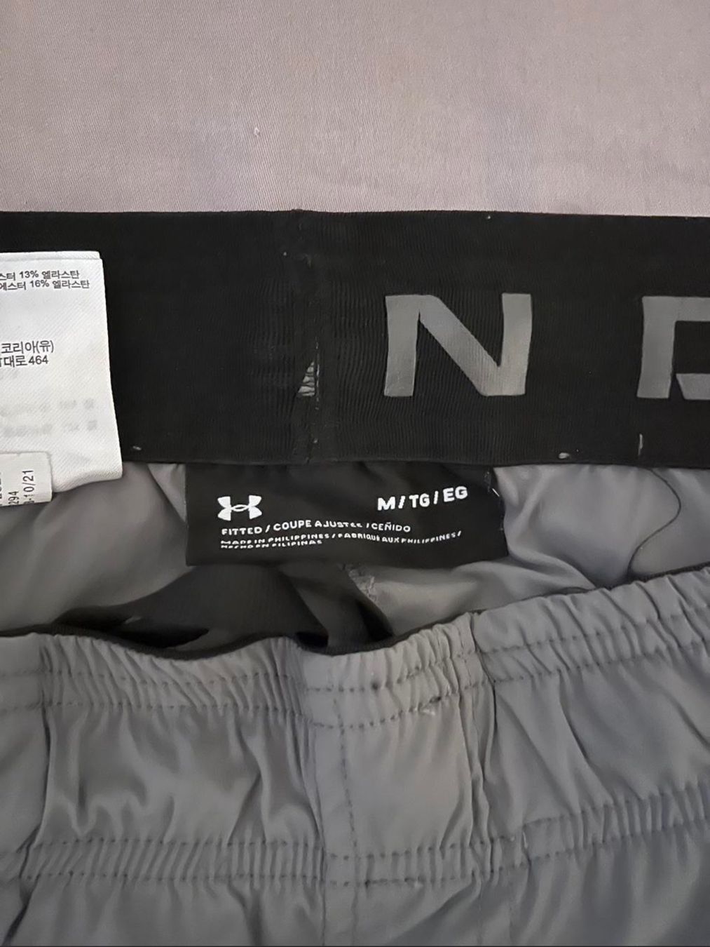 Under Armour Pantaloni: Under Armour hybrid Gris – Nuovo (secondo la descrizione) da Genève venduto da jae_n2pn 2