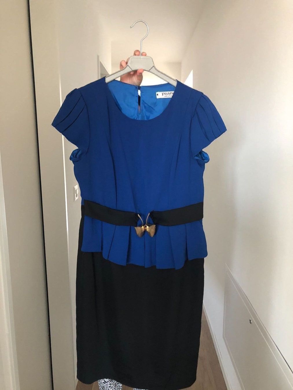 Kleider: Elegantes Kleid gr 42 – Neu (gemäss Beschreibung) aus Winterthur von Alp9 7