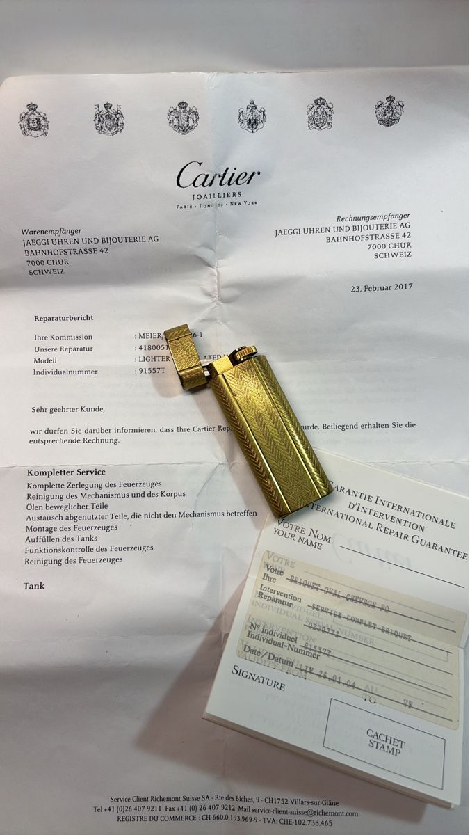 Cartier Accendini: Elegante Cartier Feuerzeug – Usato da Bonaduz venduto da Jomby