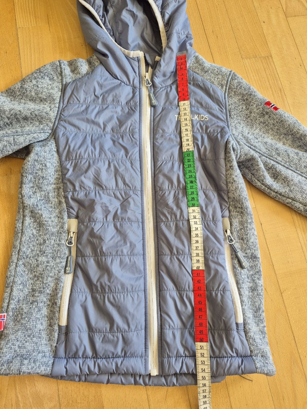 Trollkids Giacche & Cappotti: Trollkids Fleece, Grösse 140 – Usato da Silvaplana venduto da suwiss22 3