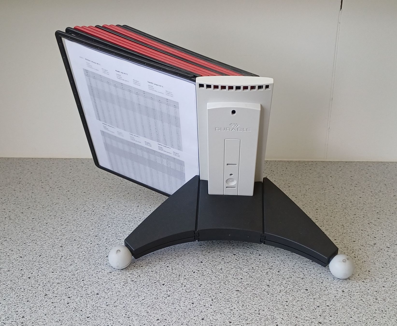Sonstige Dekorationen & Accessoires: Durable Display Board mit 10 Fachkartenhalter und Standfuss – Neu (gemäss Beschreibung) aus Alpnach Dorf von jkp_k62jg