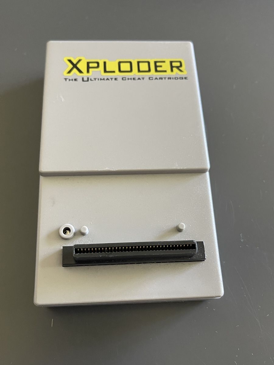 Console: PS1 - Xploder Cheat Cartridge - Ultimatives Game-Erlebnis! – Usato da Zuerich venduto da Dorsi 1