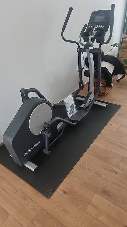 Vélos d'appartement: Sport  – D'occasion à Effretikon par ser_hn2s