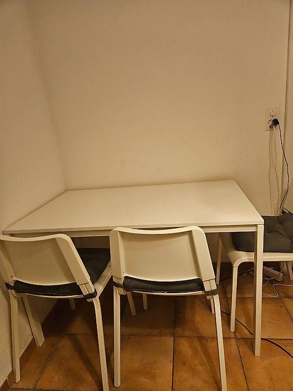 Tavoli: Tisch mit Stühle  – Usato da Buchberg venduto da sta_5jph 2