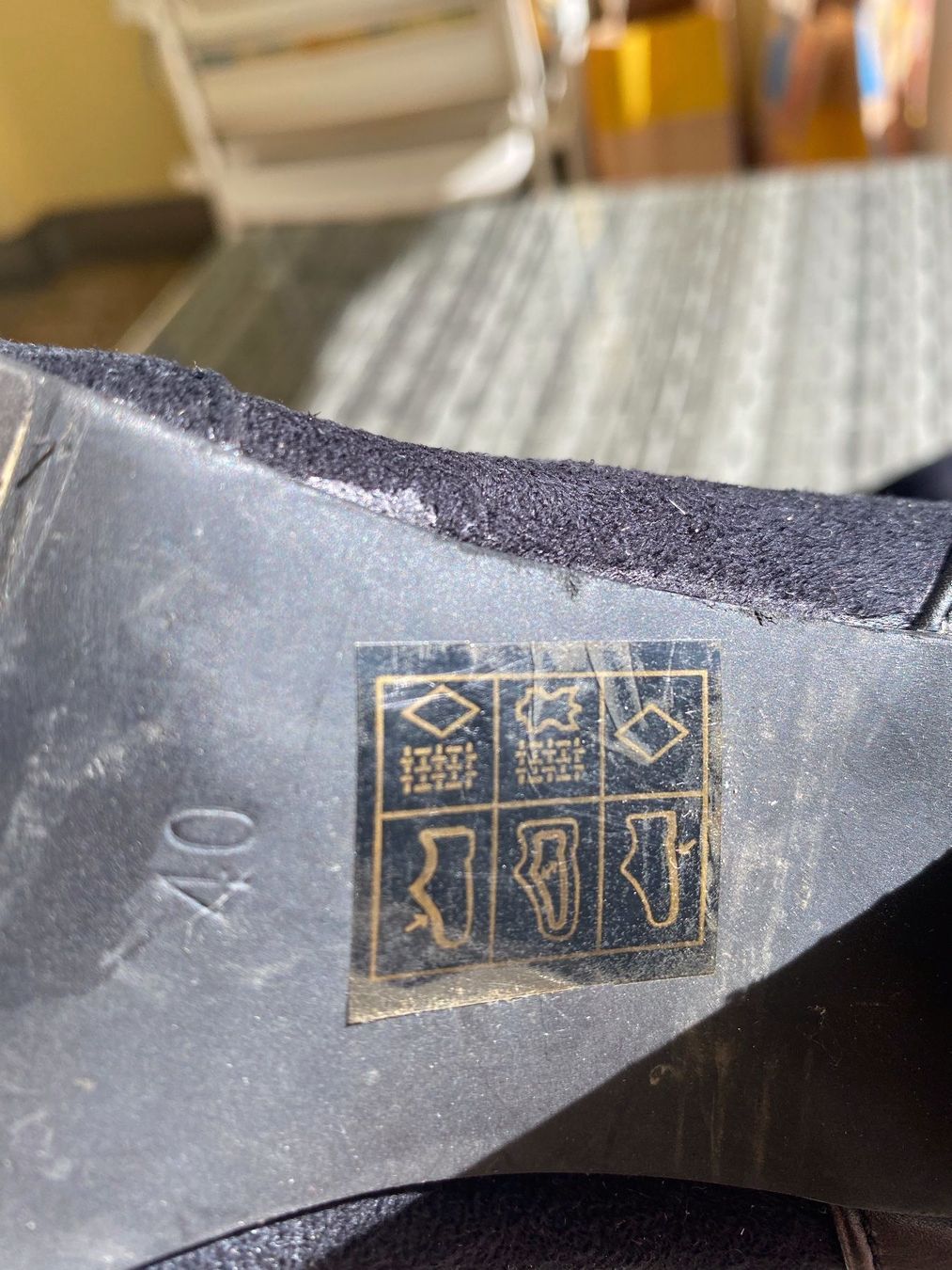 Scarpe da donna: Schwarze Stiefel mit Blockabsatz, hochhackig aber bequem!! – Usato da Fribourg venduto da AyveeMusiqueMetissee 4
