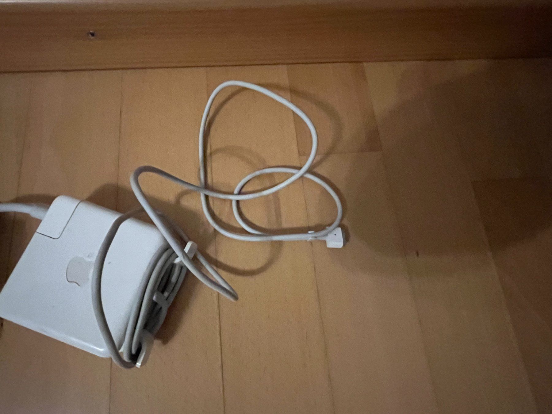 Apple Unità & Adattatore: MacSafe 1 Adapter 85W – Usato da Winterthur venduto da fla_hwg8 1