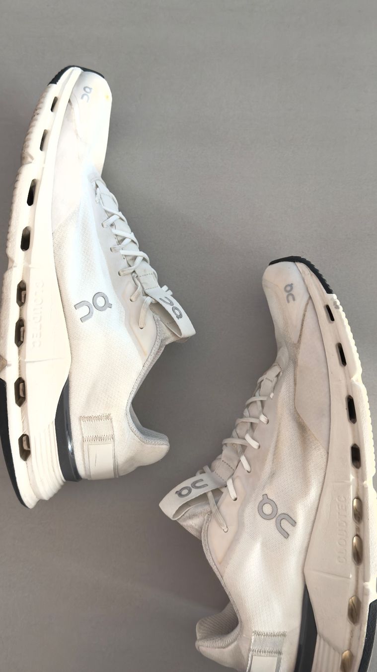 On Scarpe da uomo: On Cloudnova Form Men (EU 42.5, US 9) – Usato da Davesco-Soragno venduto da luganoluxuryshop