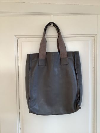 BREE grosser Herren Shopper grau genarbtes Rindsleder