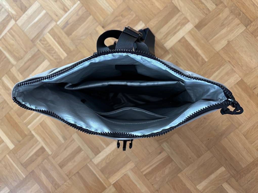 Sacs à dos: Schöner hellgrauer Rucksack – Neuf avec emballage d'origine à Bassersdorf par ella98 2