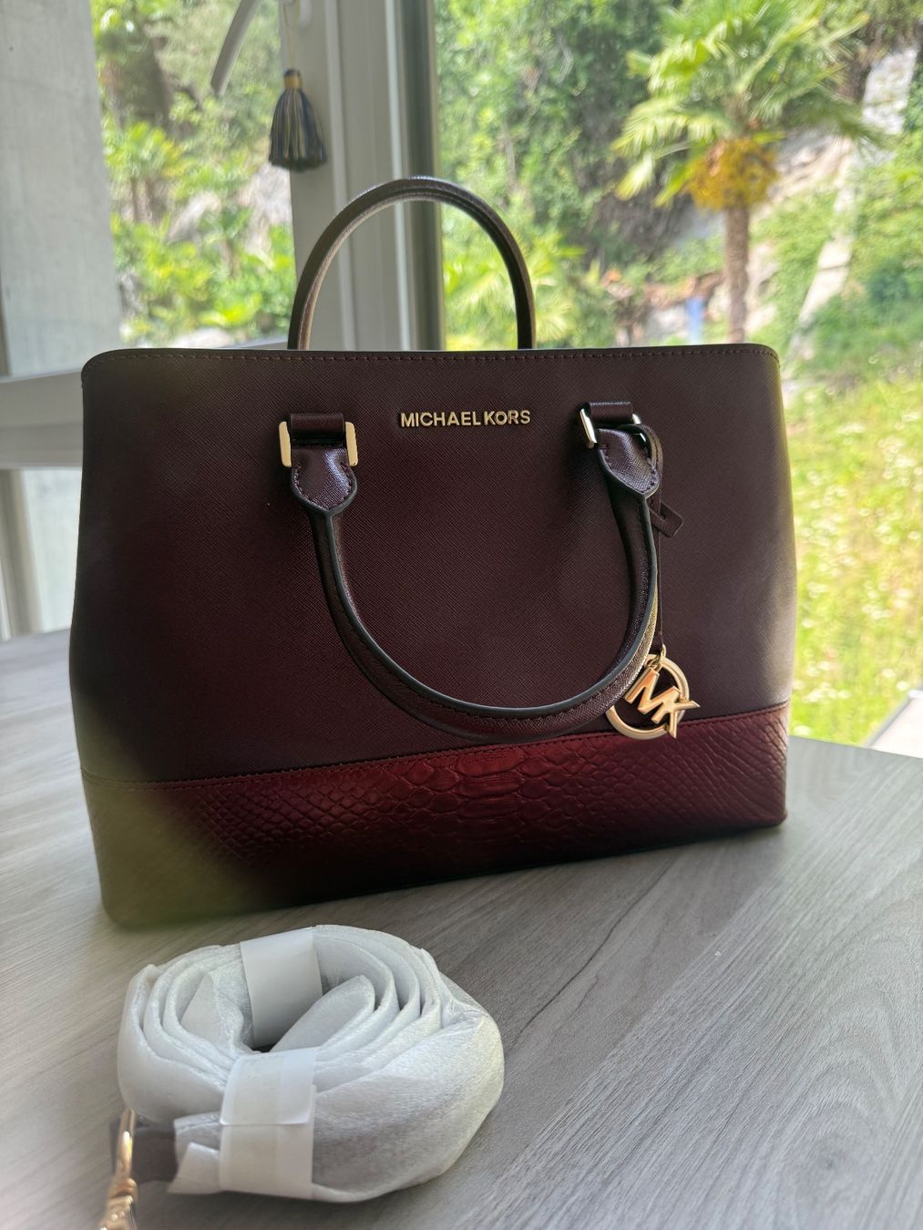 Michael Kors Borse da donna: Vendo borsa Michael Kors – Usato da Riazzino venduto da ana_9kwp