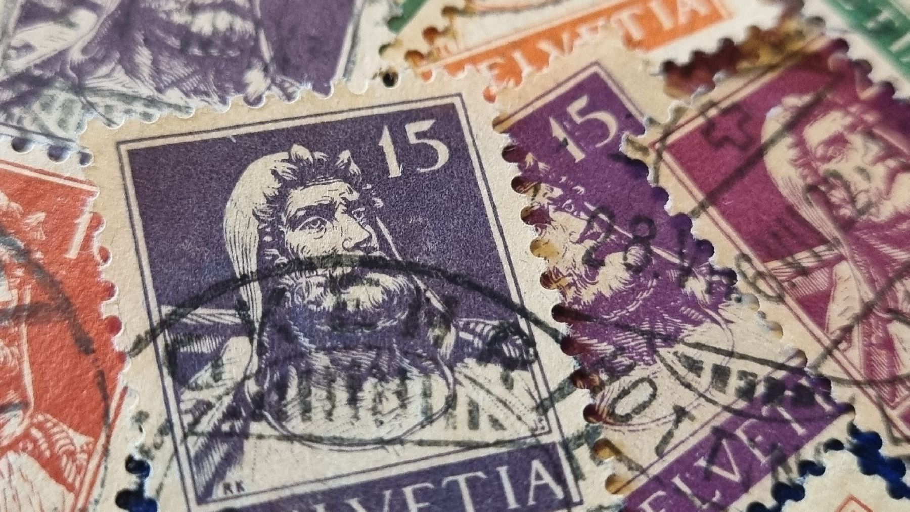 Tutti i francobolli: TELL - SAMMLUNG - GESTEMPELT - SCHWEIZ – Usato da Heimenschwand venduto da Valvora 5