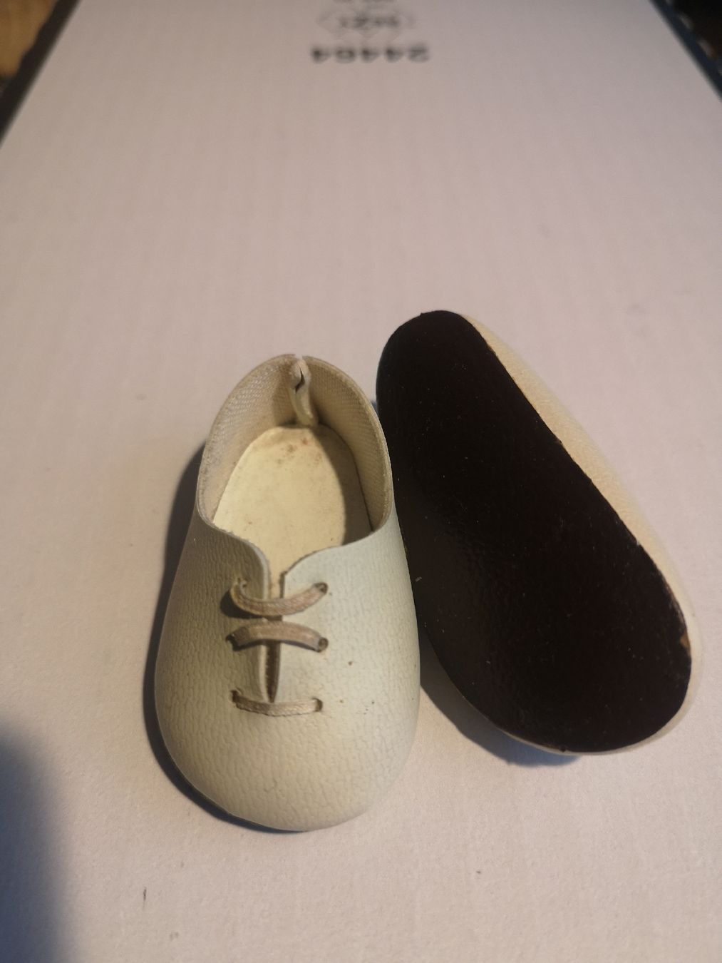Sasha Morgenthaler Bambole: SASHA TRENDON PUPPE SCHUHE – Usato da MUEHLEBERG venduto da Cocolinette 1