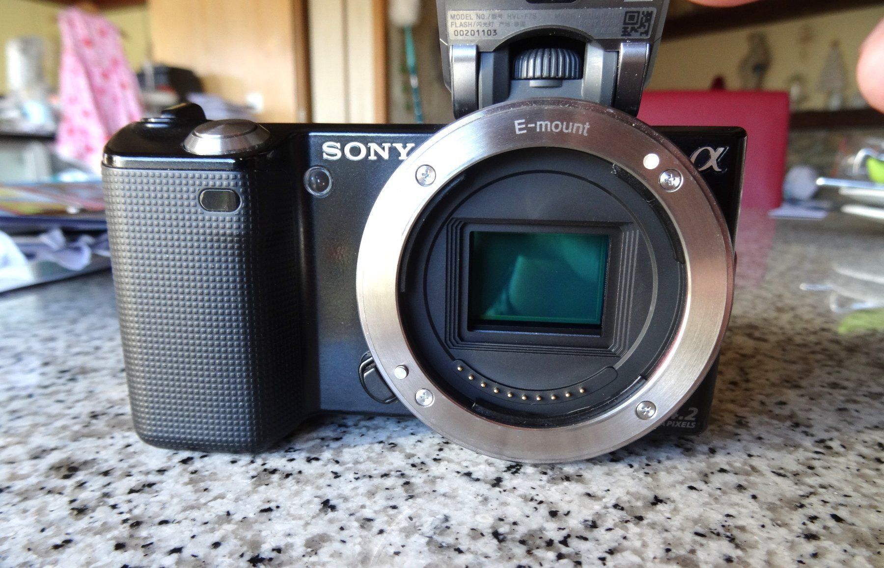 Sony Fotocamera: SONY NEX 5 14,2MP **** BODY **** – Usato da Buttisholz venduto da rappirosen