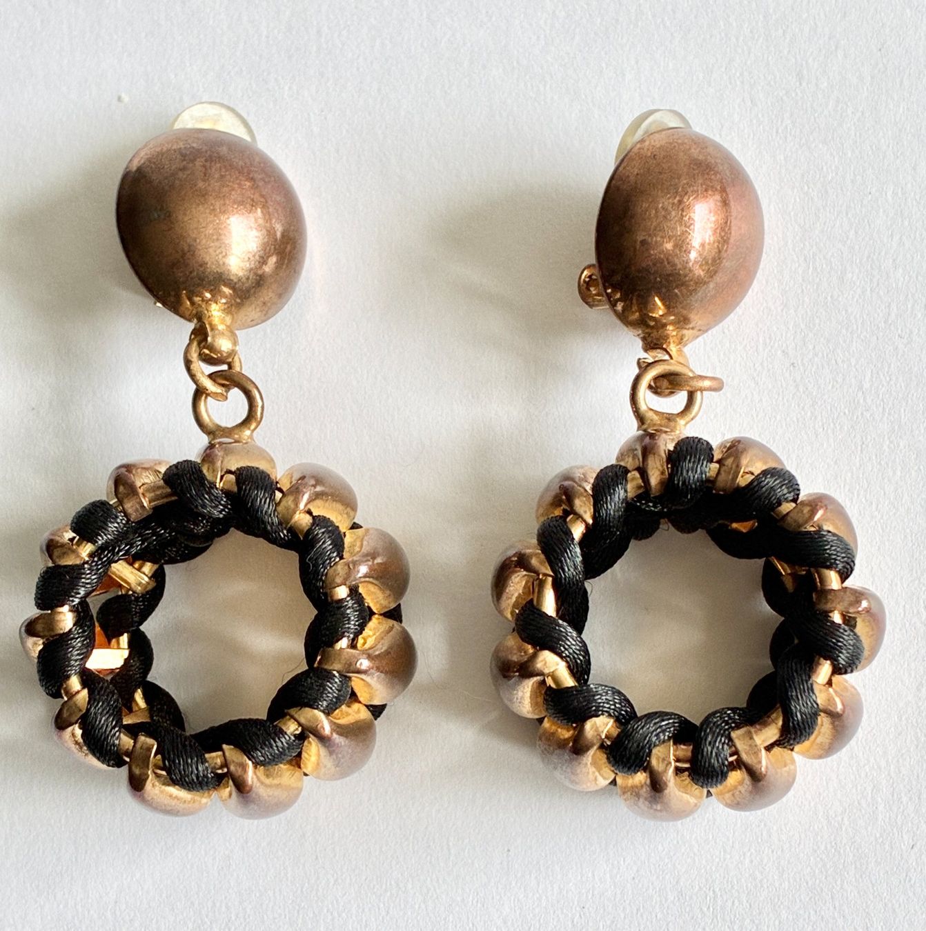 Orecchini pendenti & Orecchini a lobo: Vintage Hängeohrclips Metall, bronzefarben – Usato da Kloten venduto da Nephty 1