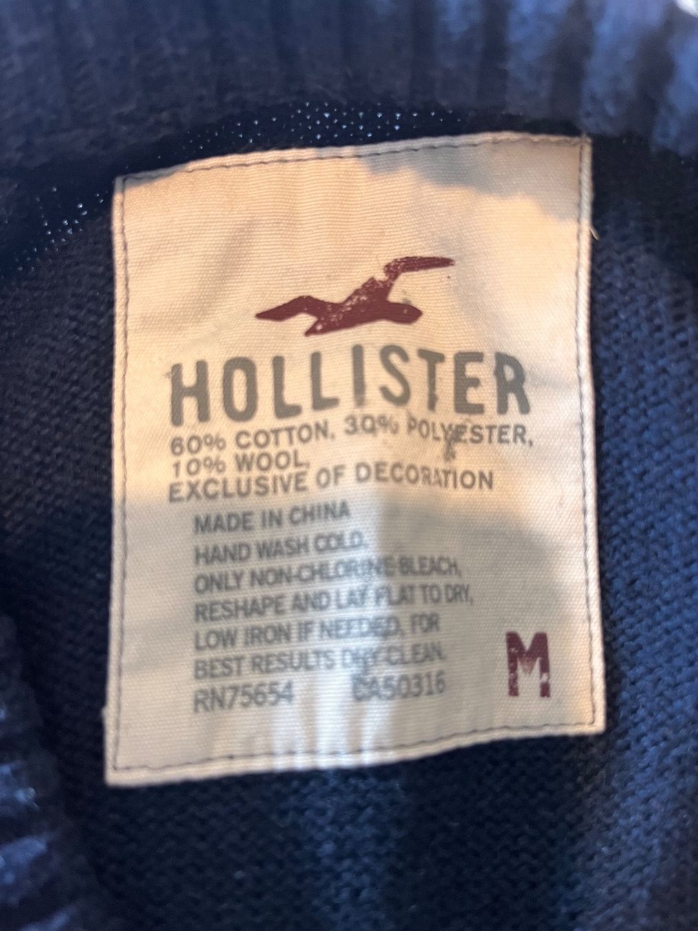 Abercrombie Jacken: Hollister Herren Pullover blau Grösse M – Gebraucht aus Ermatingen von car_5q9w 2