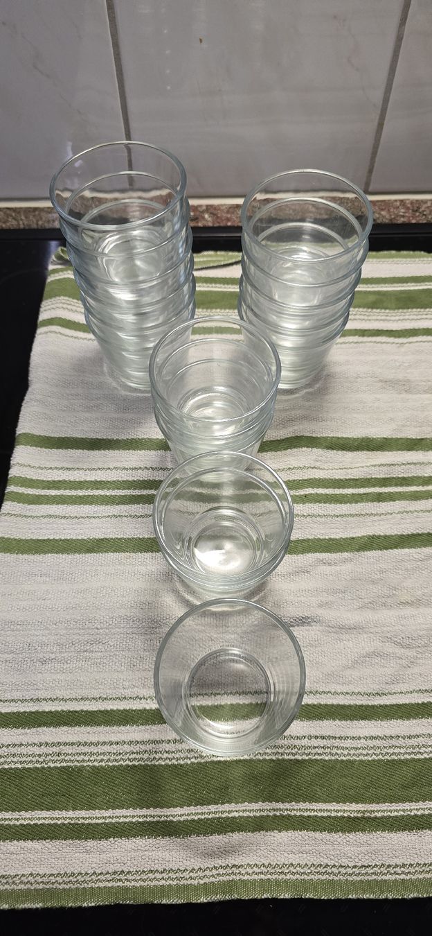 Ikea Tutte le decorazioni: 17x Ikea Kerzen/Trinkgläschen – Usato da Geuensee venduto da Megi45 1