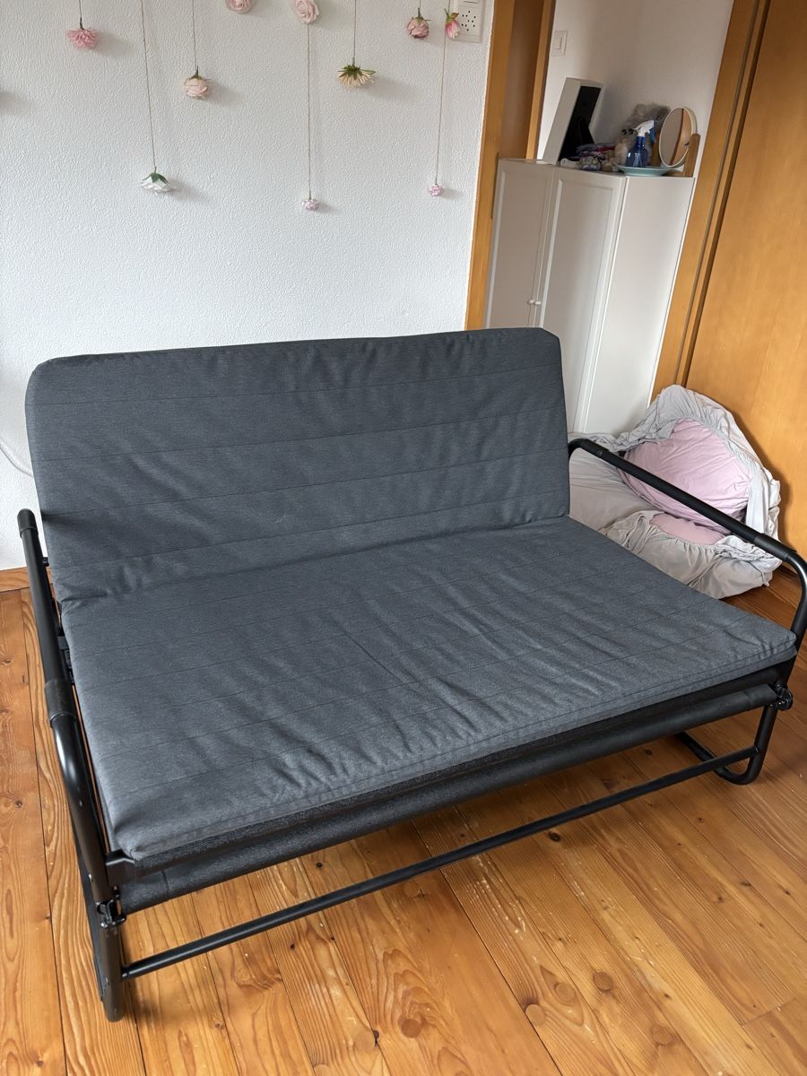 Ikea Divani: Bettsofa Hammarn (Ikea) – Usato da Däniken SO venduto da Spaetzle