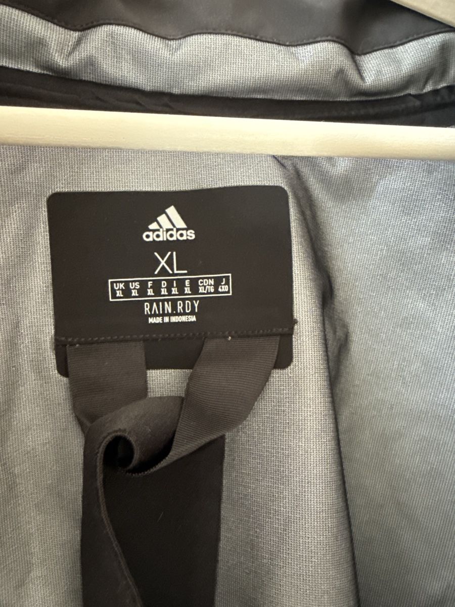 Adidas Giacche: adidas Rain Jacket XL – Usato da Zürich venduto da bremetobias 1