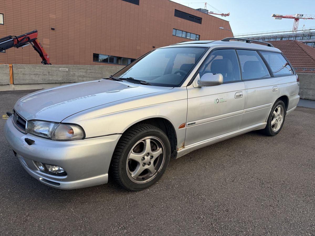 Subaru Automobili: Subaru legacy 2.5 4WD – Usato da La Chaux-de-Fonds venduto da Transportchezmax 2