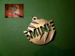 Mini Schlüsselanhänger Handgesägt