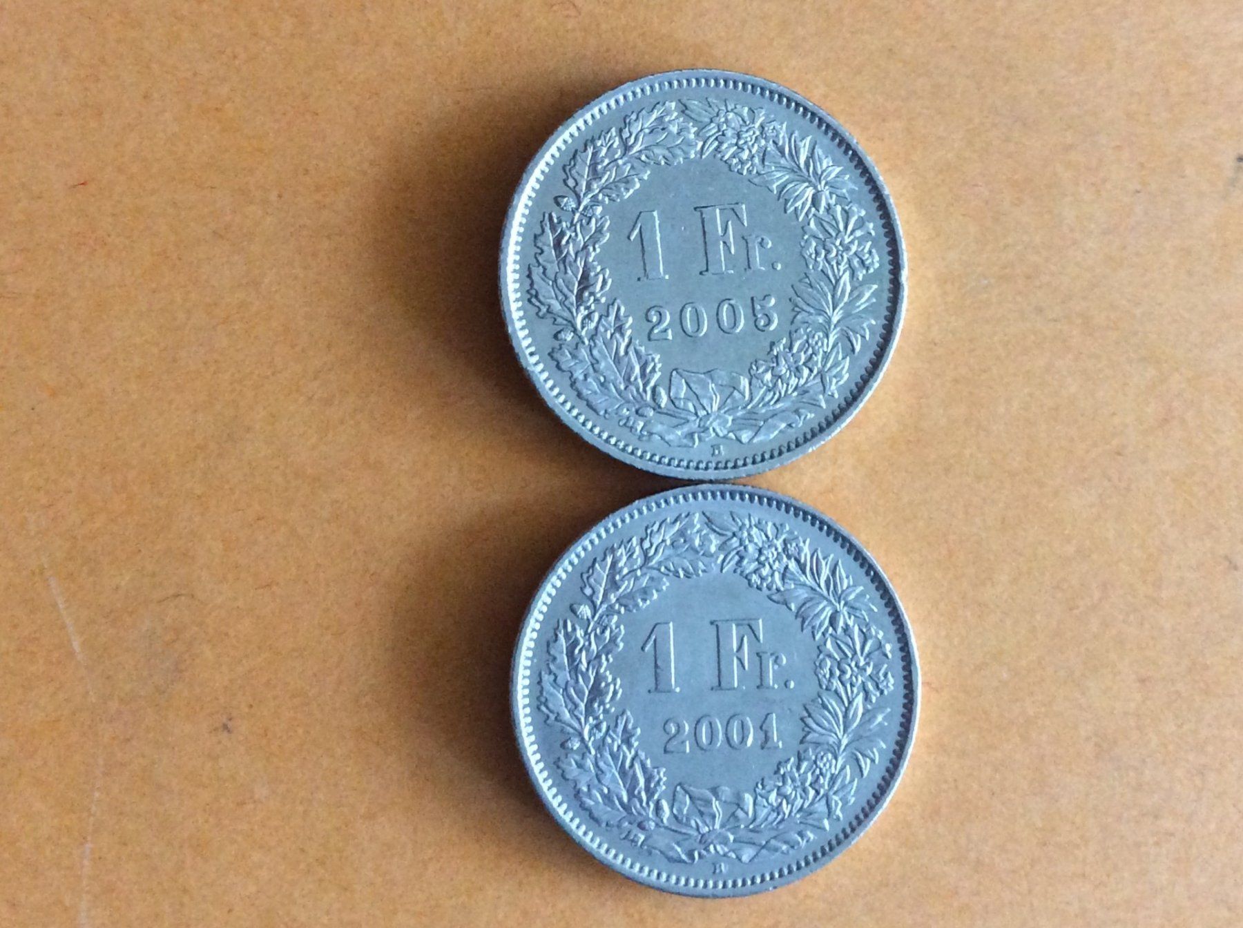 Tutti le monete: 1 franc  2001 - 2005  Jolies – Usato da Genève venduto da pie_fh2d