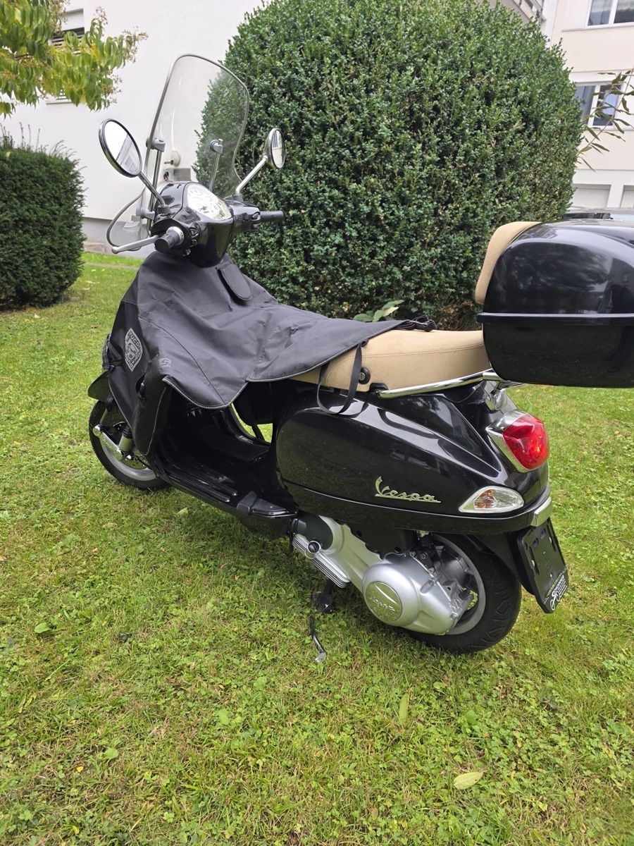 Piaggio Scooter: Piaggio Vespa LX125CC – Usato da Winterthur venduto da YARA.2006 5