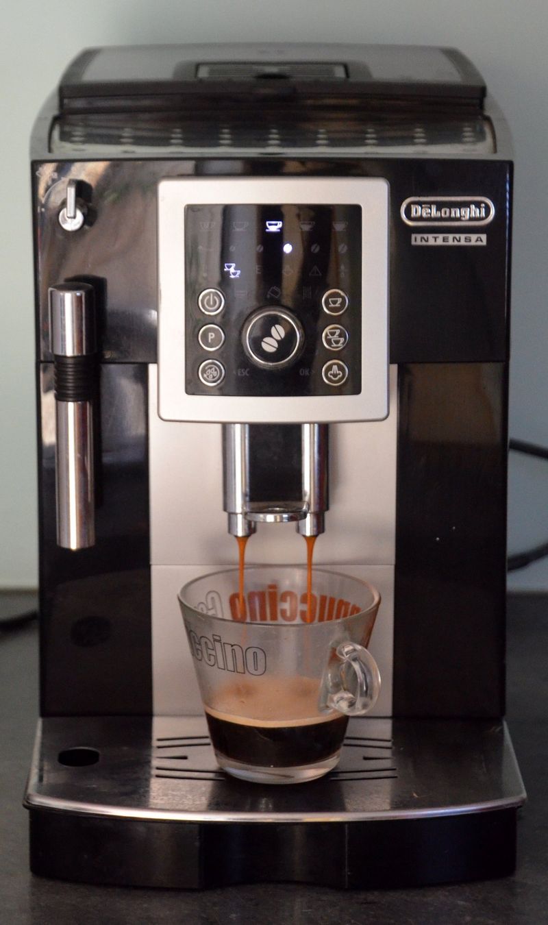 De'Longhi Macchine per caffè & Macchine per espresso: Kaffeemaschine DeLonghi machine à café – Usato da Collonges venduto da arashee 4