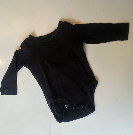 Schwarzes Langarmbody H&M (Gr 68)