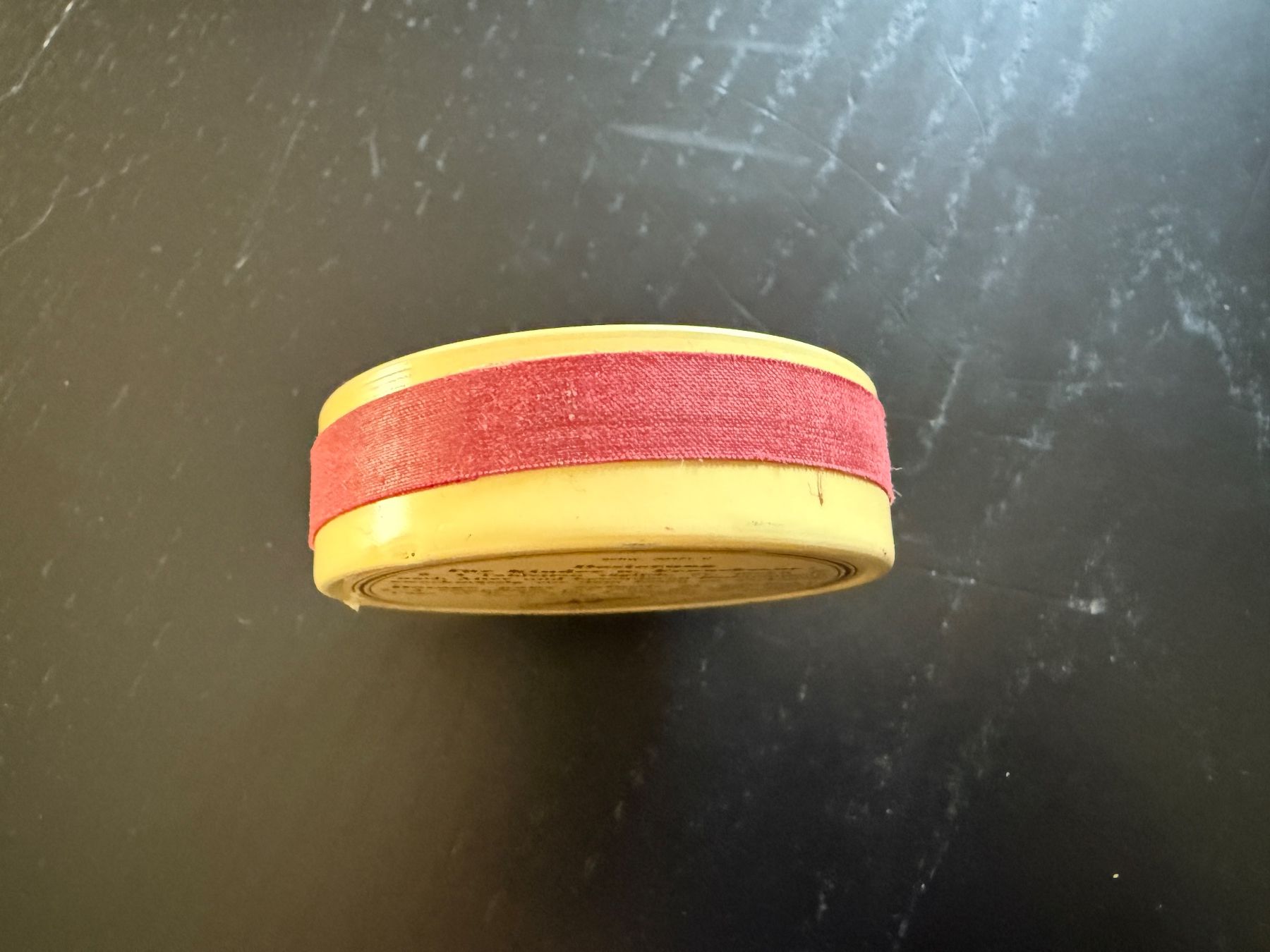 Altro in Decorazioni & Accessori: Vintage Calcium-D-Redoxon "Roche" Tabletten Dose – Usato da Erstfeld venduto da Uhu1980 1