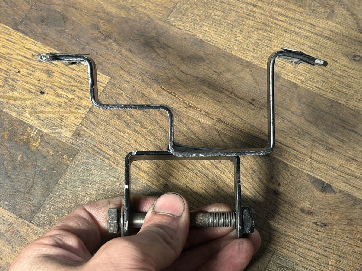 Sachs Mofa-Ersatzteile: Seitenschutzhalter Sachs Automatik – Gebraucht aus Bolken von si.x.las 3