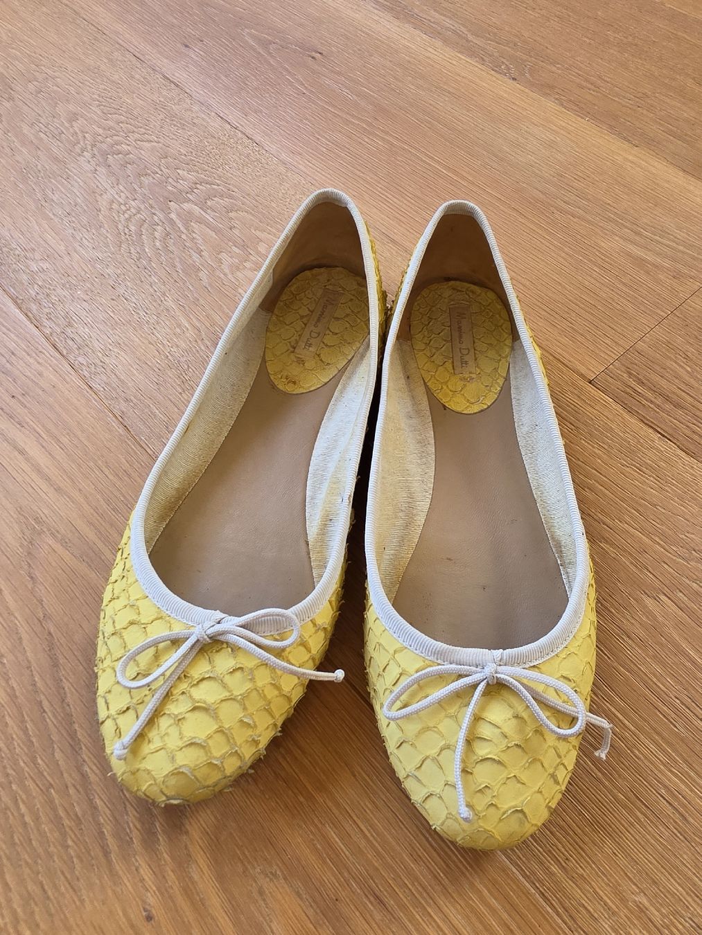 Massimo Dutti Scarpe da donna: Ballerinas von Massimo Dutti, hellgelb, Grösse 38 – Usato da Egg b. Zürich venduto da hotsexyfashioncat