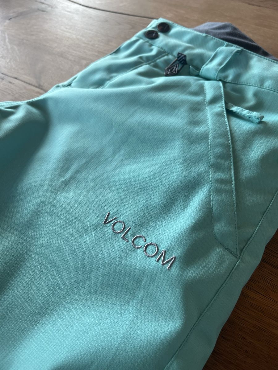 Volcom Pantaloni: Volcom Ski/Snowboardhose S – Usato da Plaffeien venduto da CN83