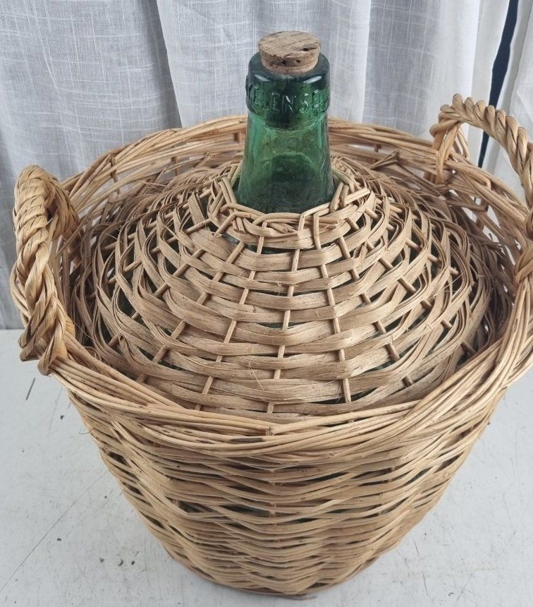 Bottiglie: Schöne alte dekorative Korbflasche – Usato da Flums venduto da Flumsantik 1
