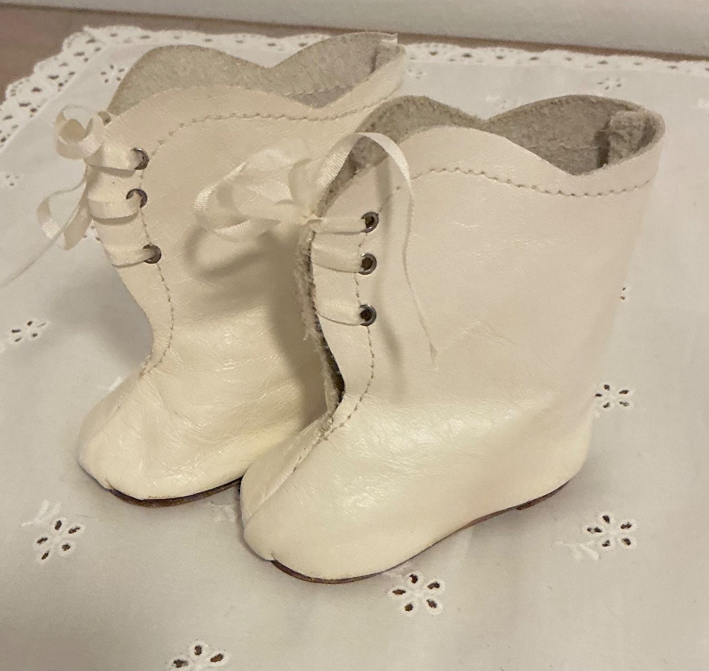Bambole: ALTE ECHTLEDER PUPPENSTIEFEL – Usato da Zell LU venduto da Silvermemory 1